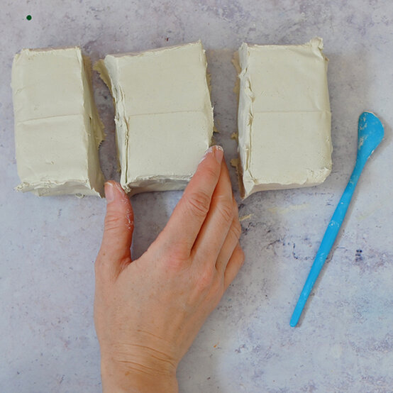 diwali-diya-lamp-1b.jpg?sw=554&q=85