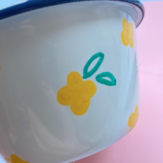 how_to_make_a_sustainable_picnic_set_bowls_3.jpg?sw=554&q=85