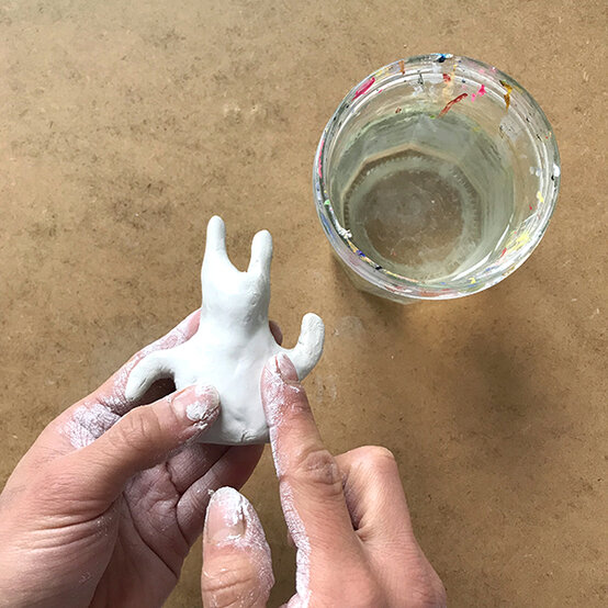 bright-clay-animals-francesca-tiley-5.jpg?sw=554&q=85