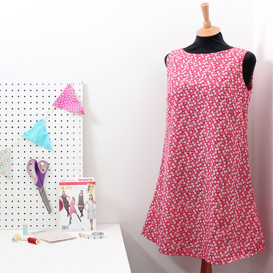 simple-dress-square.jpg?sw=554&q=85