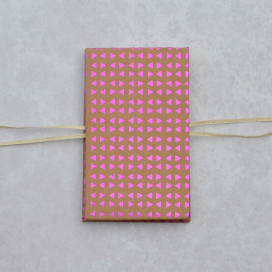 concertina-cards12.jpg?sw=554&q=85