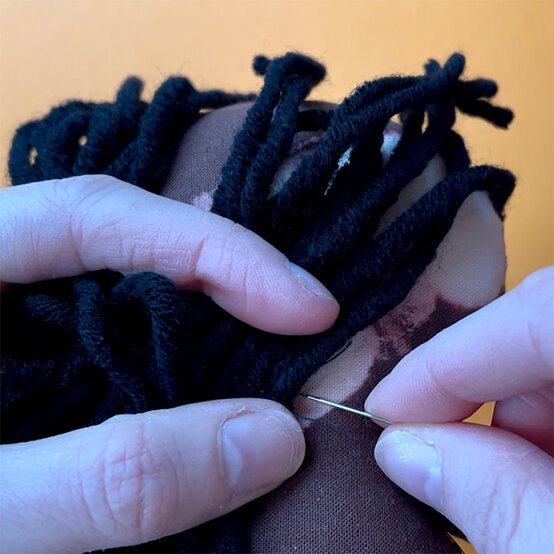 how%2Dto%2Dsew%2Da%2Ddoll%5Fstep%2D8a.jpg?sw=554&q=85