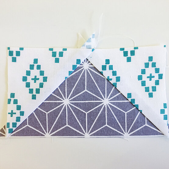 scandi-flyinggeese-quilt-fig-8.jpg?sw=554&q=85