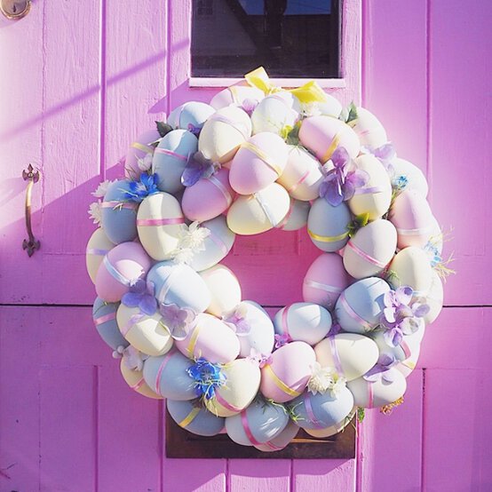 fillable%20egg%20wreath.jpg?sw=554&q=85