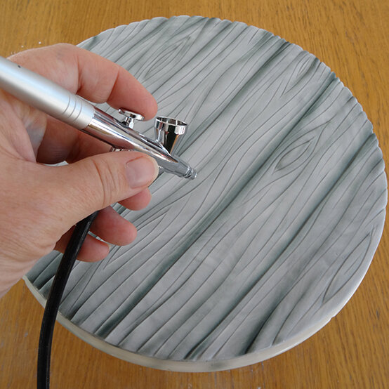 plant-pot-bunny-cake-18.jpg?sw=554&q=85