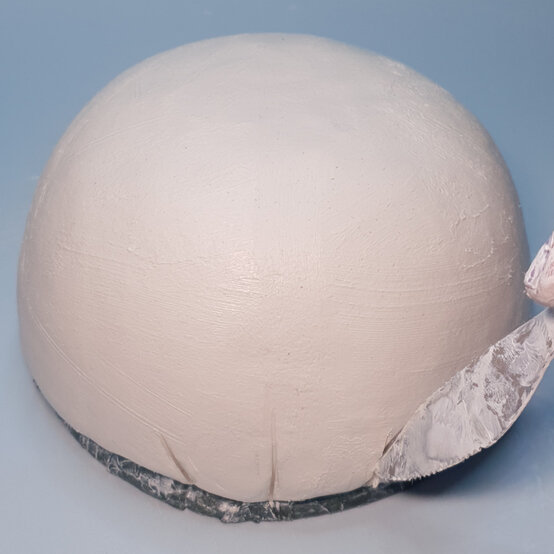 Idea_how-to-make-a-yarn-bowl-with-air-drying-clay_step3c.jpg?sw=554&q=85