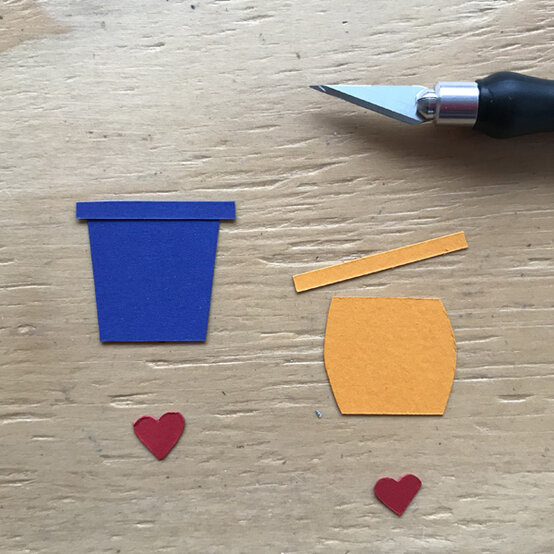 you-had-me-at-aloe_succulent-card_step2-1.jpg?sw=554&q=85