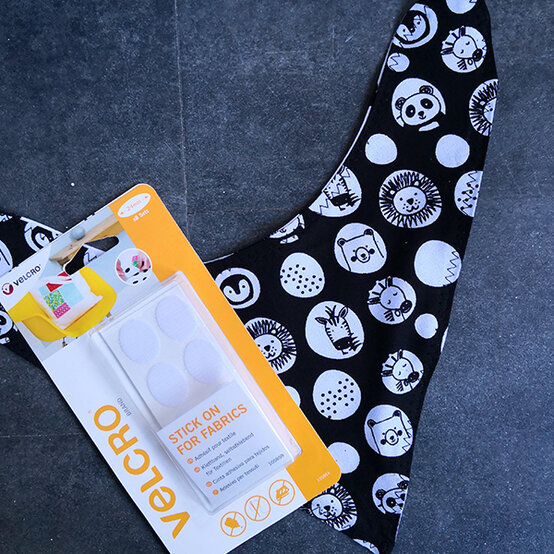 baby-bibs-18.jpg?sw=554&q=85