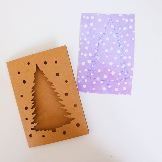 emmajewell_roundup_xmastree_step2.jpg?sw=554&q=85