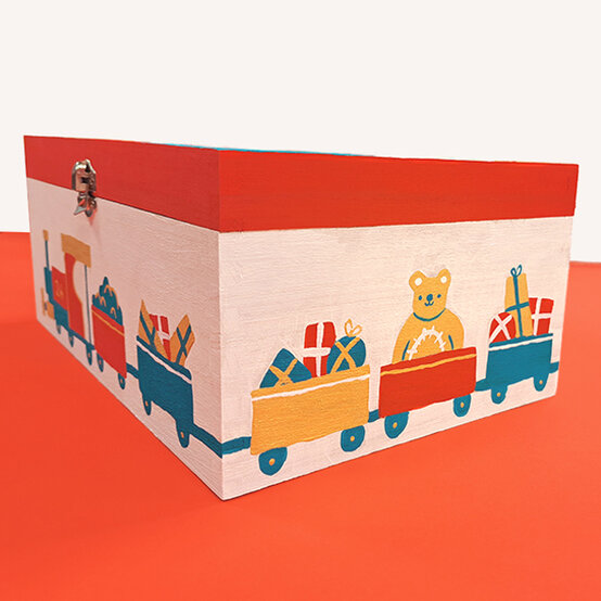 idea%5Fhow%2Dto%2Dmake%2Da%2Dcolourful%2Dchristmas%2Deve%2Dbox%5Fstep6b.jpg?sw=554&q=85