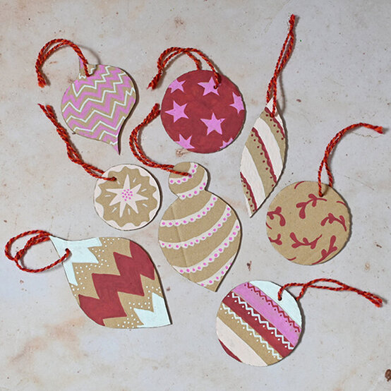 Idea%5Fsustainable%2Dtree%2Ddecorations%2Dto%2Dmake%5Fstep1a.jpg?sw=554&q=85