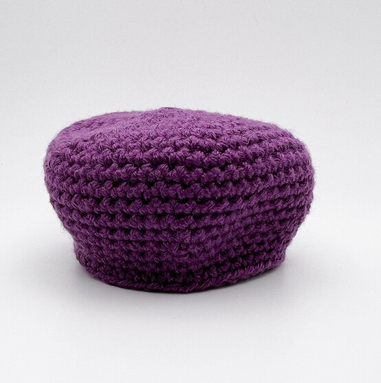 How-to-Crochet-an-Amigurumi-King-Charles_crown.jpg?sw=554&q=85