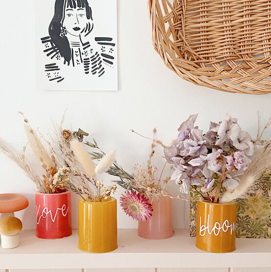 how-to-make-resin-vases.jpg?sw=554&q=85