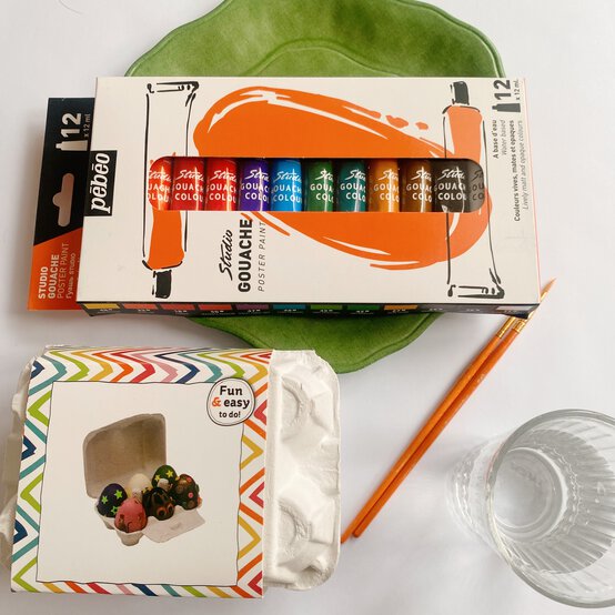 how-to-make-floral-painted-eggs-1.jpg?sw=554&q=85