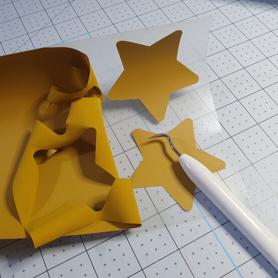 personalise-a-hessian-sack_step12_edit.jpg?sw=554&q=85