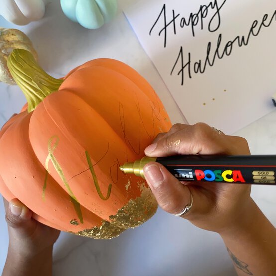 sophisticated-halloween-2020_step-11.jpg?sw=554&q=85