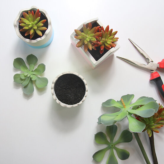 air-dry-clay-planters-10.jpg?sw=554&q=85