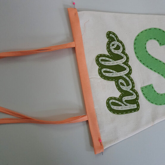 cricut-how-to-make-a-penant-flag-step9.1.jpg?sw=554&q=85