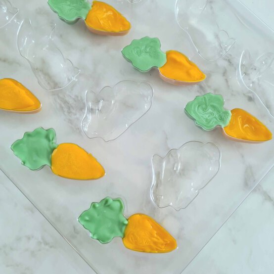 Idea_how-to-make-a-layered-easter-cake_step3c.jpg?sw=554&q=85