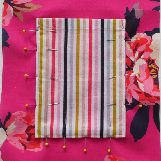 how_to_make_a_bottle_gift_bag_step-7.jpg?sw=554&q=85