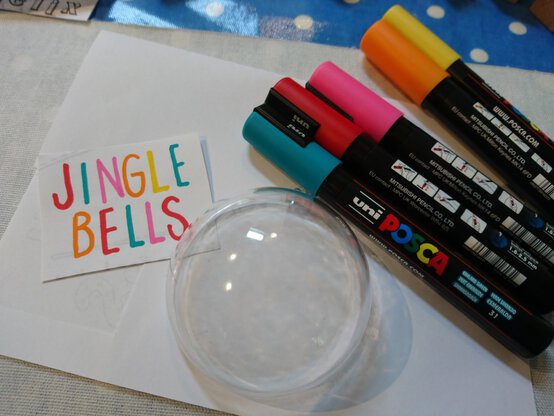 baubles-1.jpg?sw=554&q=85