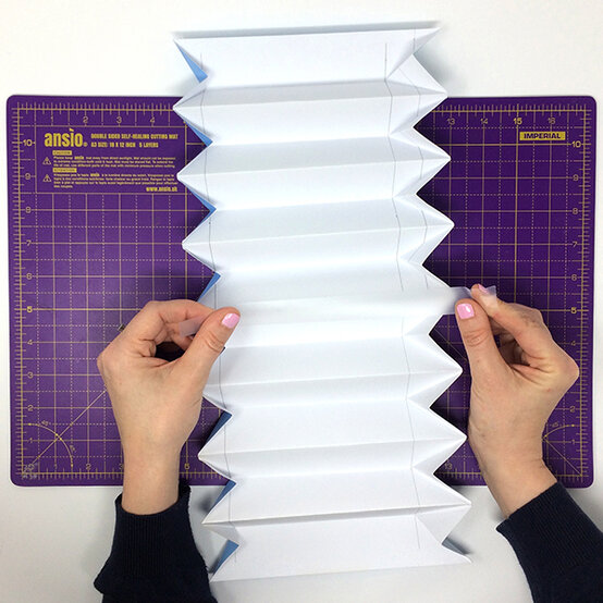 origami-bluevase-photo3.jpg?sw=554&q=85