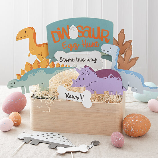 cricut_dinosaur-egg-hunt_signs.jpg?sw=554&q=85