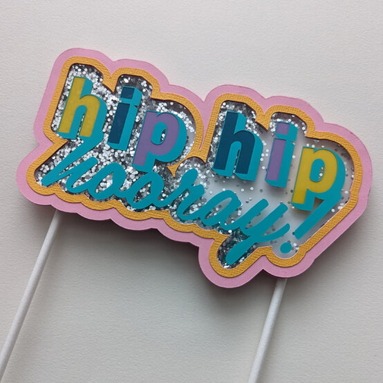 idea_cricut-how-to-make-a-shaker-cake-topper_step11b.jpg?sw=554&q=85