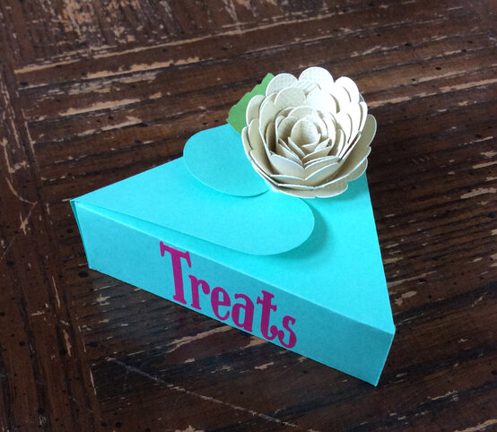 plain-box-1-small.jpg?sw=554&q=85