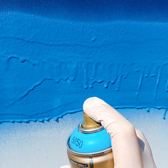 idea_gravity-drip-canvas-with-spray-paint_step3c.jpg?sw=554&q=85