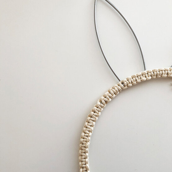 macrame-bunny-wreath-3b.jpg?sw=554&q=85