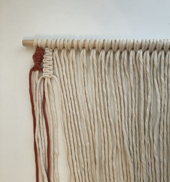 how_to_make_a_diagonal_macrame_wallhanging_step-4.jpg?sw=554&q=85