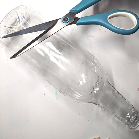 kids%2Dprojects%2Dto%2Dmake%2Dfor%2Dholi%5Fbonfire%5Fstep%2D1.jpg?sw=554&q=85