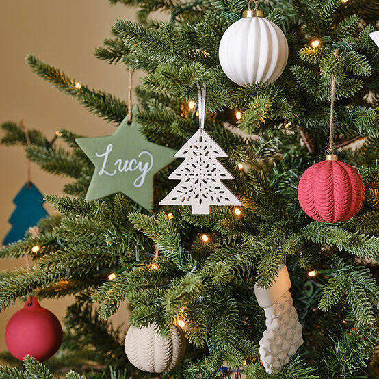 festive%2Ddecor%5Fpainted%2Dtree%2Ddecorations.jpg?sw=554&q=85