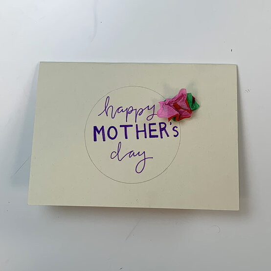 wreath_card_glue_step_9.jpg?sw=554&q=85