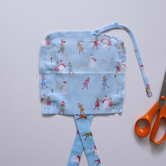 kids-apron_step_16.jpg?sw=554&q=85