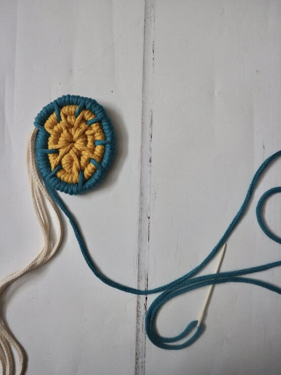 how_to_make_a_basket_7.jpg?sw=554&q=85