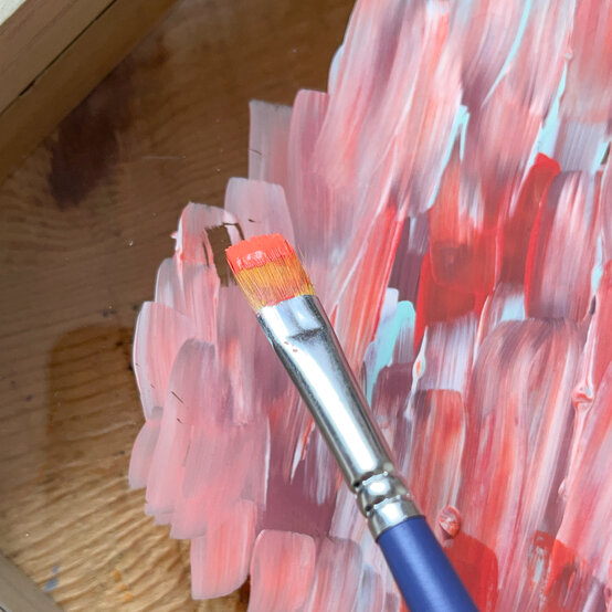 cricut_how_to_make_a_painted_bar_sign_9a.-cricut-bar-sign.jpg?sw=554&q=85