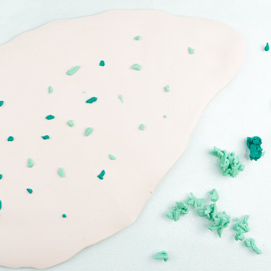 how-to-make-a-terrazzo-plant-pot-with-fimo_step4_sq_2.jpg?sw=554&q=85