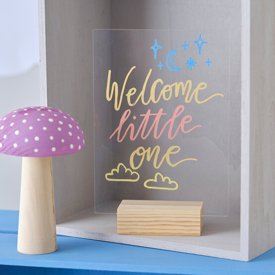 Baby%20Shower%20Acrylic_Welcome%20Little%20One.jpg?sw=554&q=85