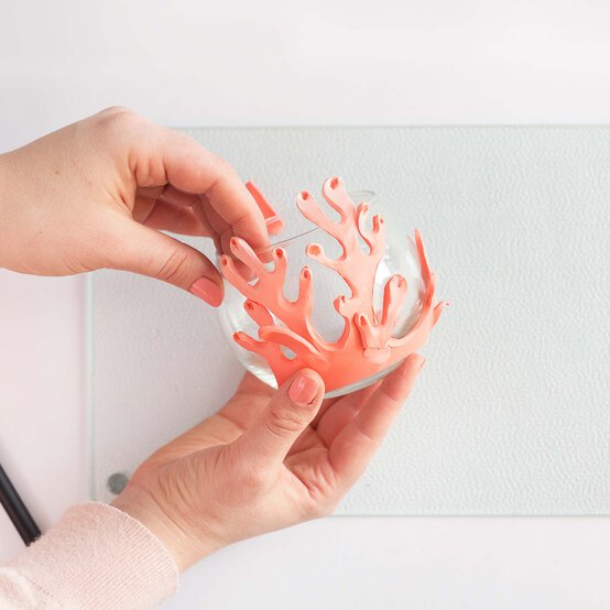 fimo-coral-lantern-step-6.jpg?sw=554&q=85