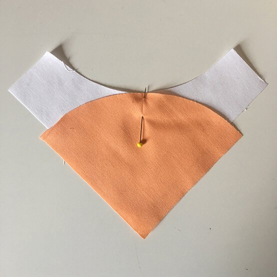 modern-quilted-wall-hanging-step2.jpeg?sw=554&q=85