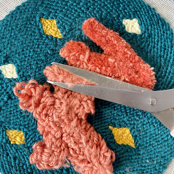 punch_needle_christmas_decorations_joy_tufting_14.jpg?sw=554&q=85