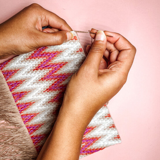 how_to_make_a_bargello_wallhanging_step-9.jpg?sw=554&q=85