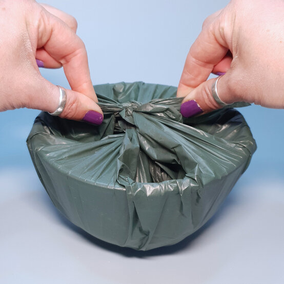 Idea_how-to-make-a-yarn-bowl-with-air-drying-clay_step1a.jpg?sw=554&q=85