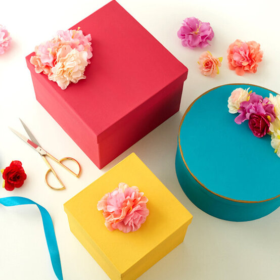 idea_top-trends-for-mothers-day_giftbox.jpg?sw=554&q=85