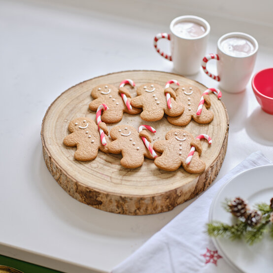 idea_main_traditional-gingerbread-biscuits.jpg?sw=554&q=85