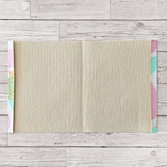 personalised-home-office-decor_notebook-cover_step2.jpg?sw=554&q=85