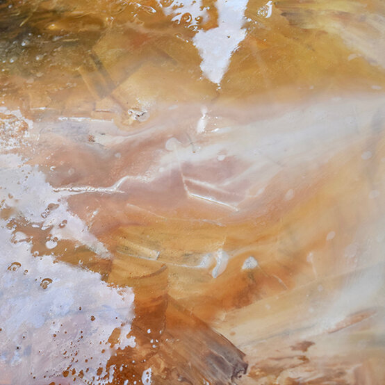 sophie-bridgland-experiement-acrylic-8.jpg?sw=554&q=85