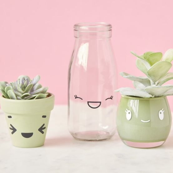 cricut-how-to-make-cute-pots-with-vinyl-scrapsquare.png?sw=554&q=85